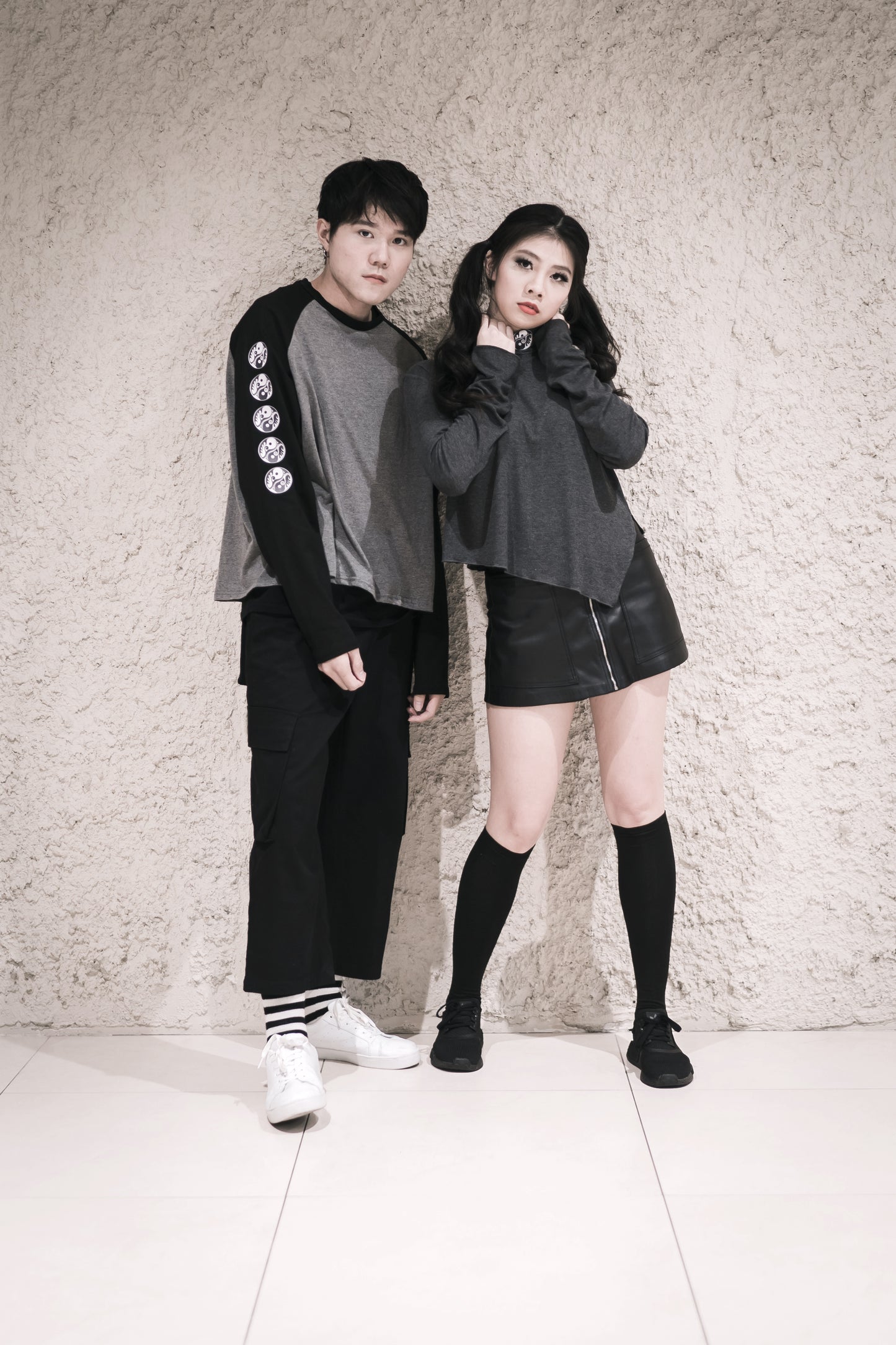 Statement Black - Comfy Grey Pullover