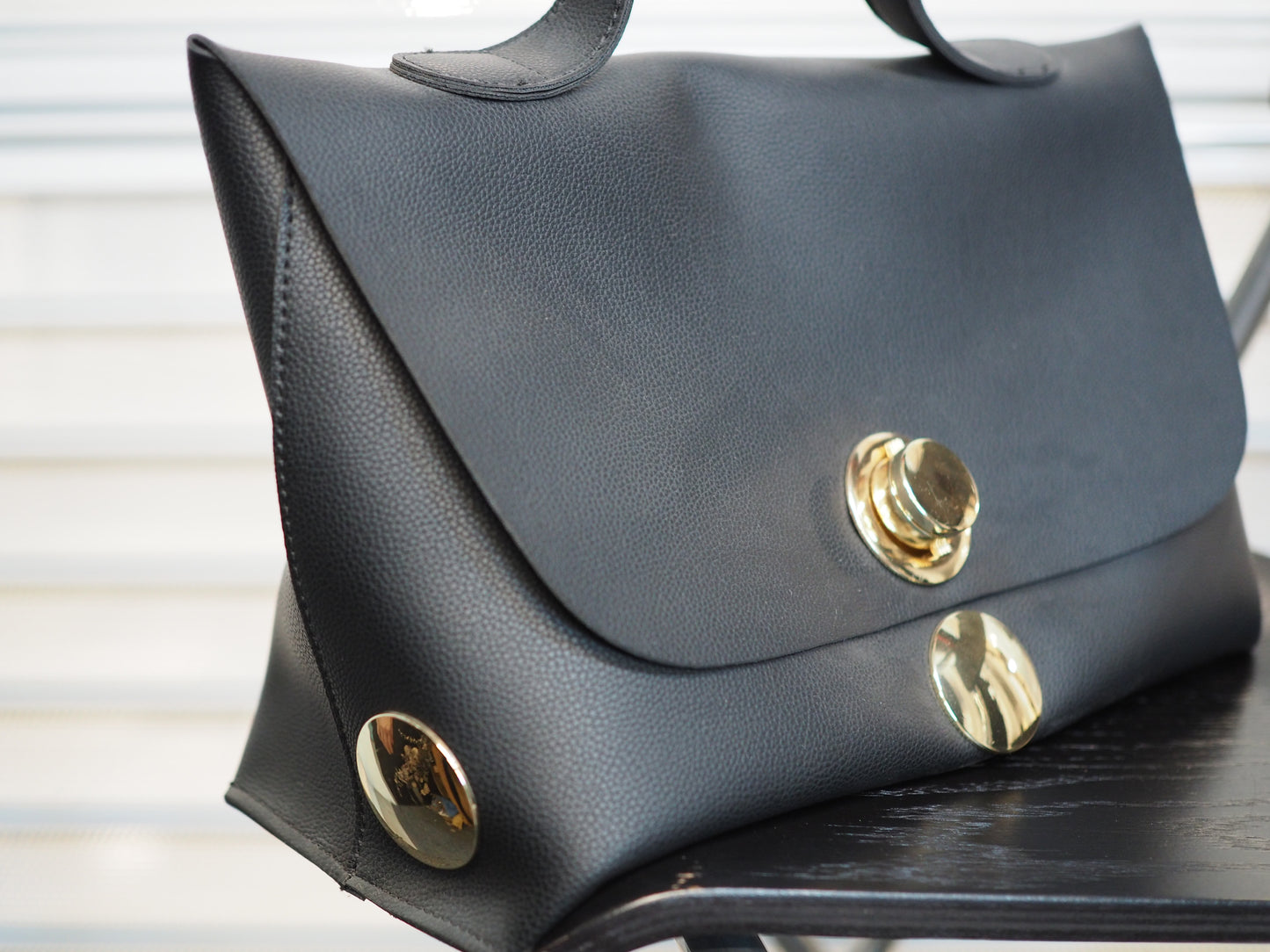 Black and Gold Chic Handbag