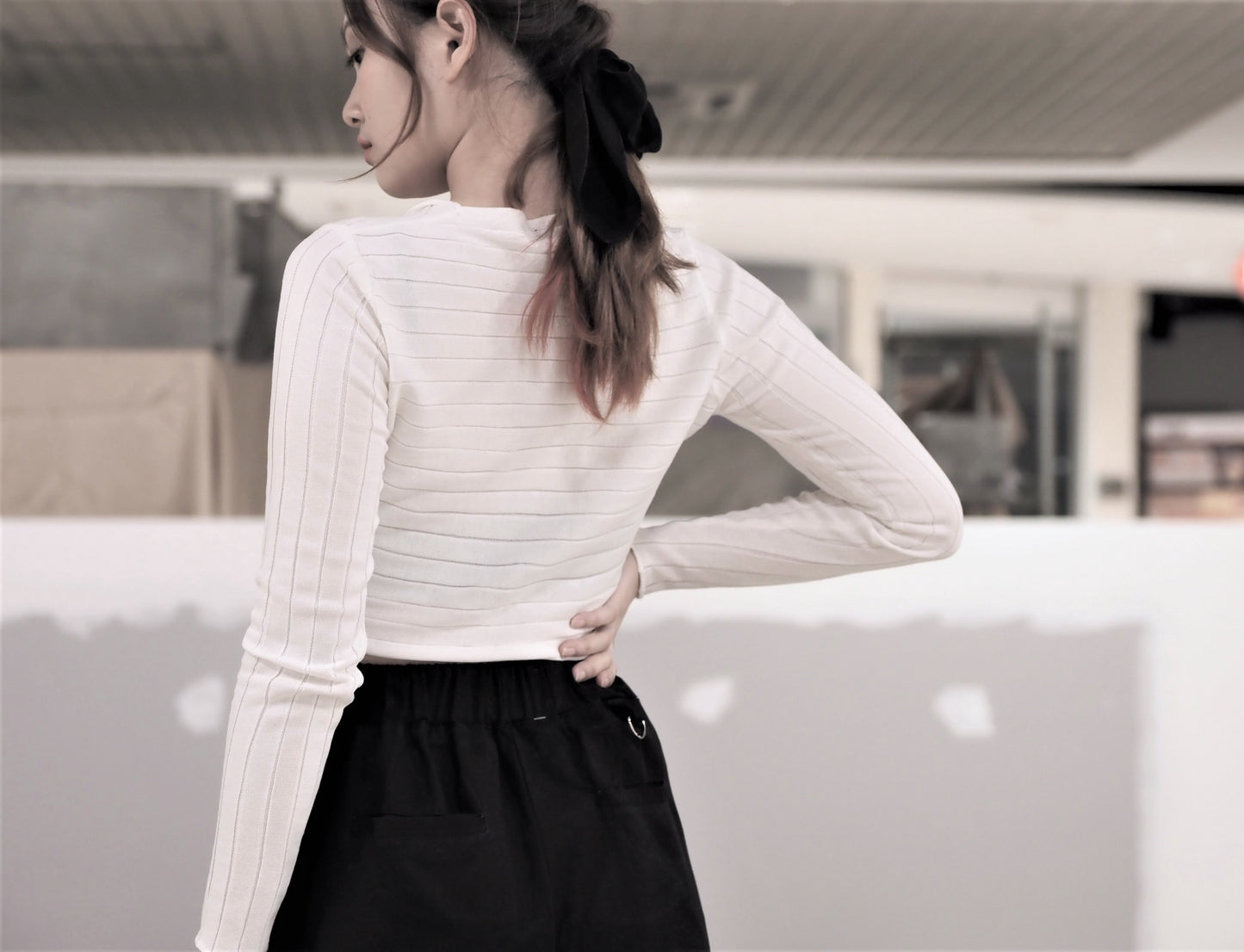 Criss Cross Ribbon Long Sleeves Blouse