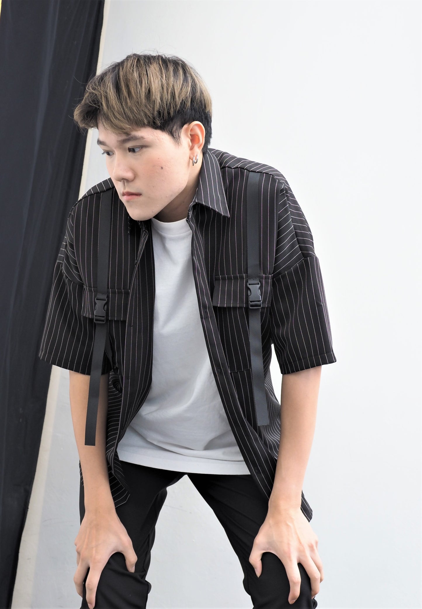 Buckle Pockets Stripe Shirt