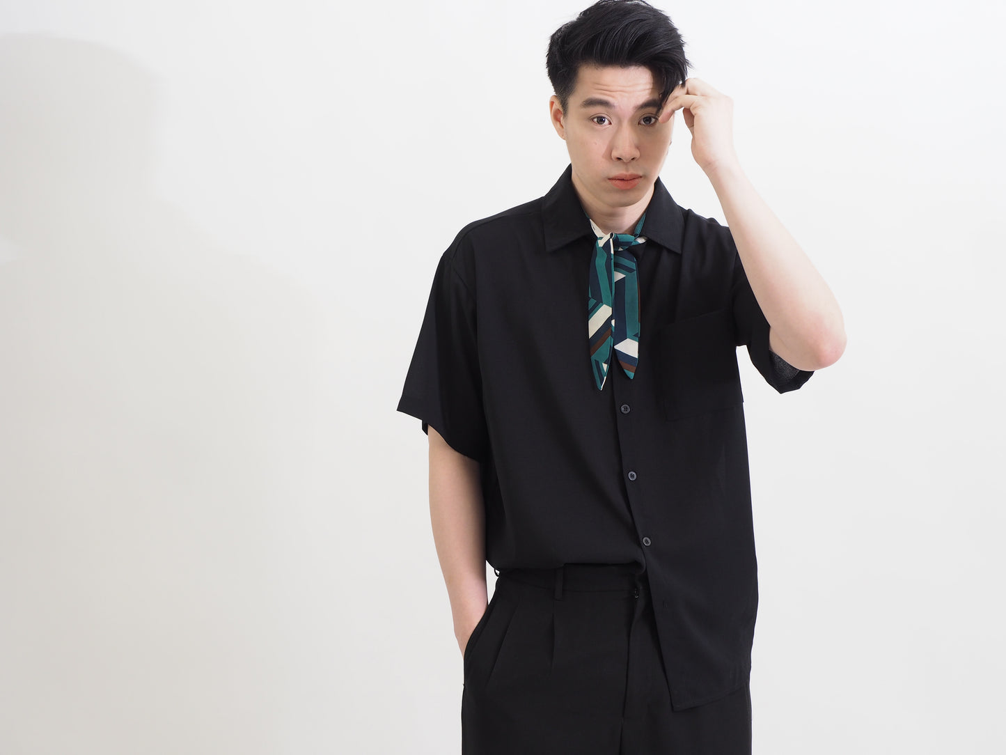 Statement Black - Casual Short Sleeve Shirt