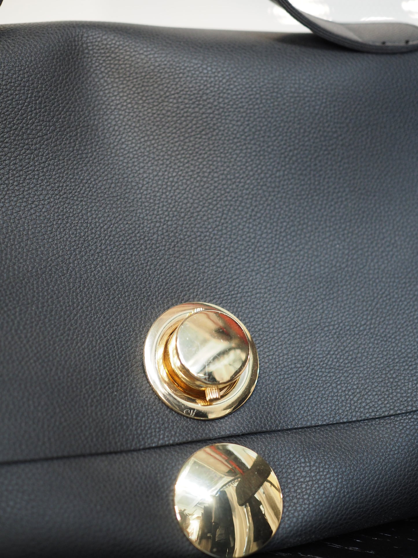 Black and Gold Chic Handbag